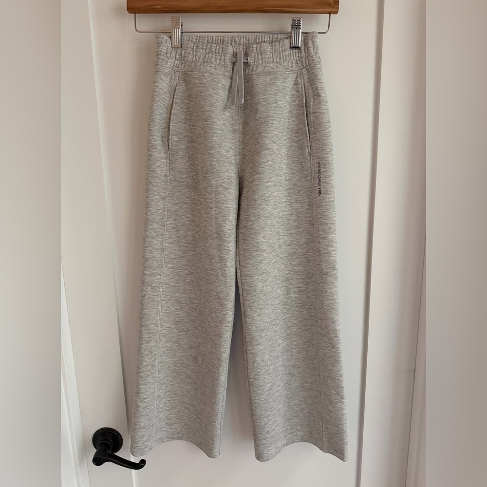 Abercrombie Kids YPB Wide Leg Light Gray Pants